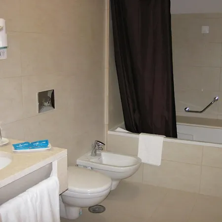 Mira Sagres Hotel 3*