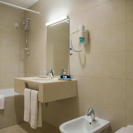 Hotel Mira Sagres 3*