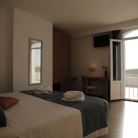 Szálloda Mira Sagres 3*